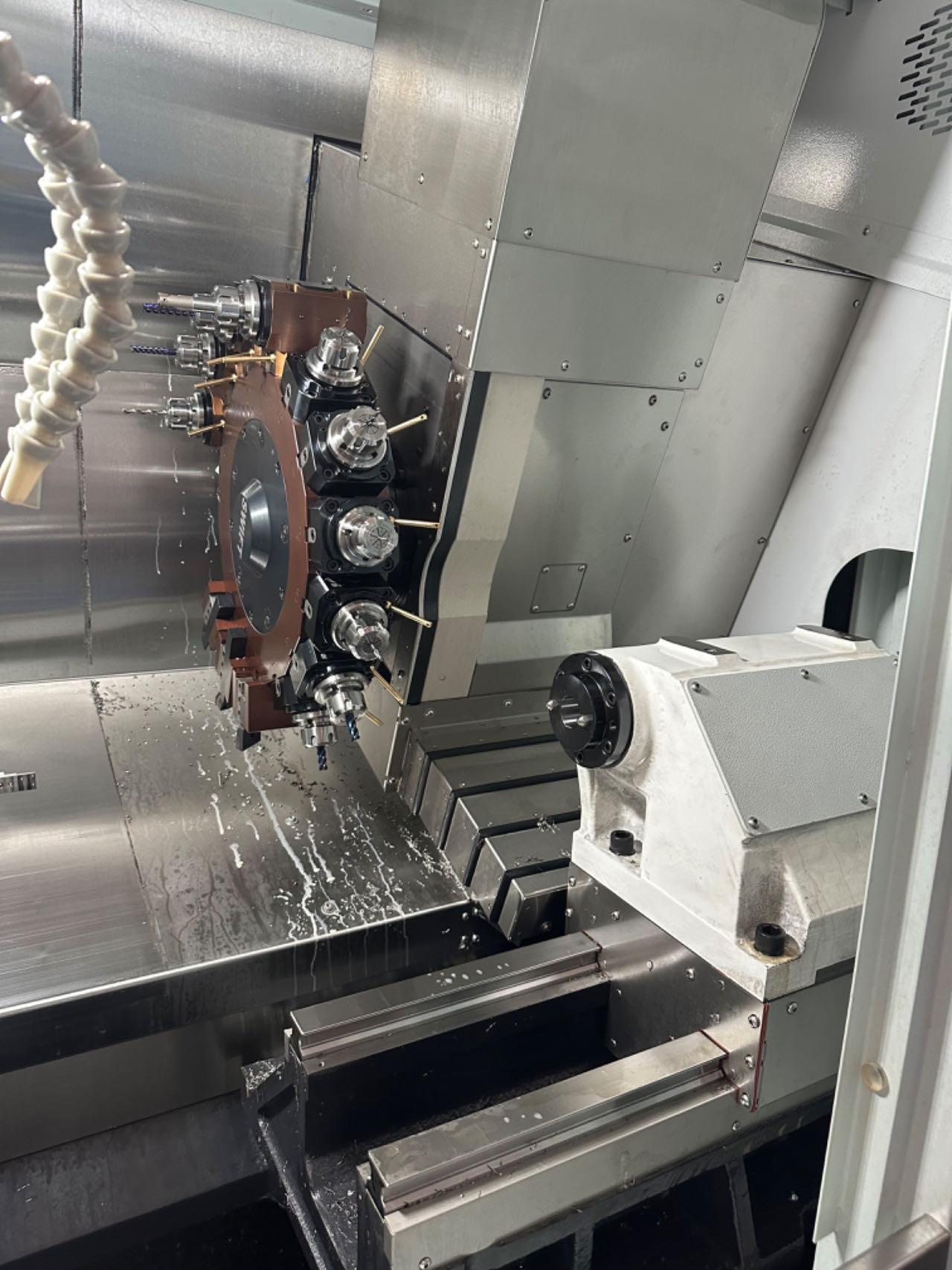 車(che)銑復郃機（直Y）